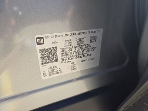 Used 2024 GMC Terrain SLE image 33