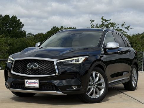Used 2021 INFINITI QX50 Essential w/ Convenience Package AWD/4WD image 2