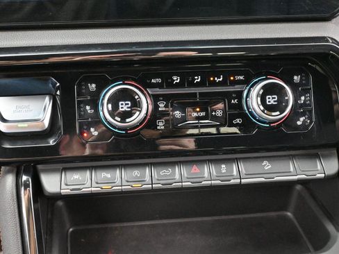 Used 2024 GMC Sierra 1500 AT4 w/ Technology Package image 24