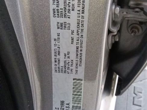 Used 2021 RAM 1500 Laramie AWD/4WD image 9