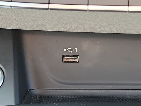Used 2019 Audi A4 2.0T Premium w/ Convenience Package AWD/4WD image 25