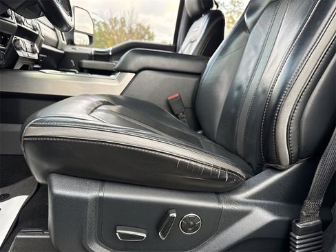 Used 2020 Ford F250 Platinum w/ Tremor Off-Road Package image 12
