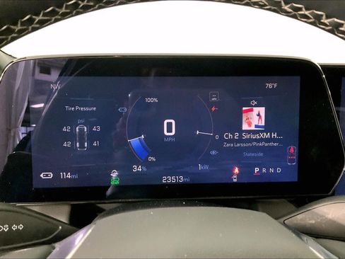 Used 2025 Chevrolet Equinox EV LT w/ Convenience Package FWD image 20