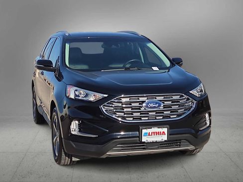 Used 2020 Ford Edge SEL w/ Convenience Package FWD image 3