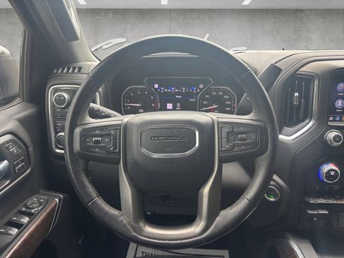 Used 2022 GMC Sierra 1500 Denali w/ Denali Premium Package image 25