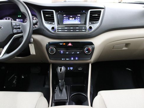Used 2017 Hyundai Tucson SE w/ SE Popular Package 02 FWD image 20