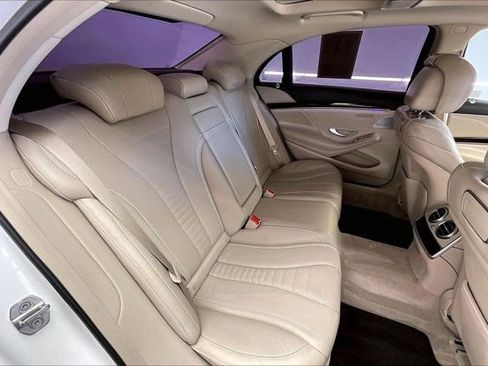 Used 2019 Mercedes-Benz S 560 Sedan image 19