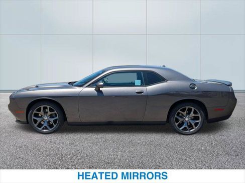 Used 2016 Dodge Challenger SXT Plus RWD image 10