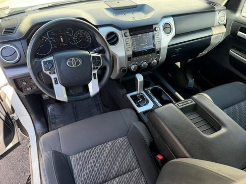 Used 2019 Toyota Tundra SR5 w/ SR5 Upgrade Package AWD/4WD image 29