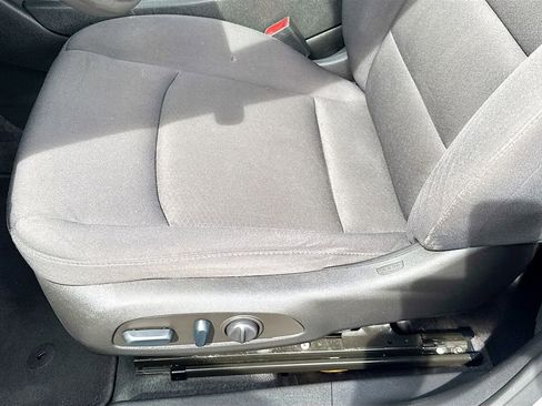 Used 2022 Chevrolet Malibu LT image 18