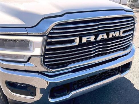 Used 2022 RAM 3500 Laramie image 31