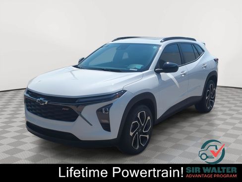 Used 2024 Chevrolet Trax RS w/ Sunroof Package FWD image 1