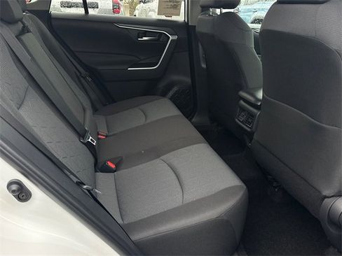New 2025 Toyota RAV4 XLE image 15