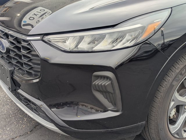 Used 2023 Ford Escape ST-Line AWD/4WD image 12