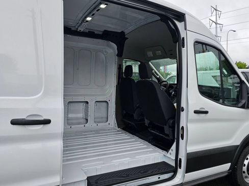 New 2026 Ford Transit 250 148 Medium Roof RWD image 11