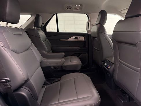 New 2026 Ford Explorer Active image 29