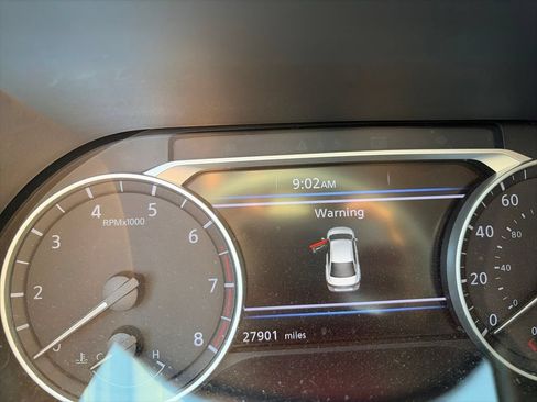 Certified 2025 Nissan Sentra SV FWD image 12