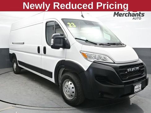 Used 2023 RAM ProMaster 2500 FWD image 1