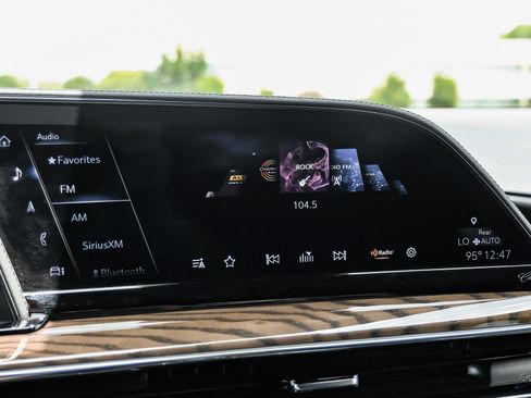 Used 2023 Cadillac Escalade Sport Platinum AWD/4WD image 70