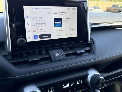 Used 2025 Toyota RAV4 XLE image 20