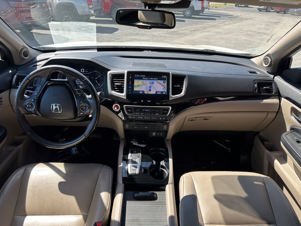 Used 2018 Honda Pilot Touring image 28