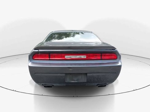 Used 2013 Dodge Challenger SXT Plus RWD image 7