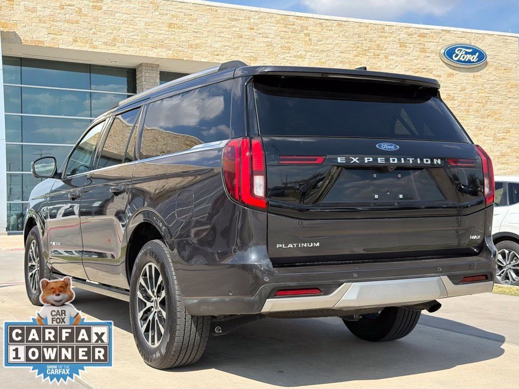 Used 2025 Ford Expedition Max Platinum AWD/4WD image 11