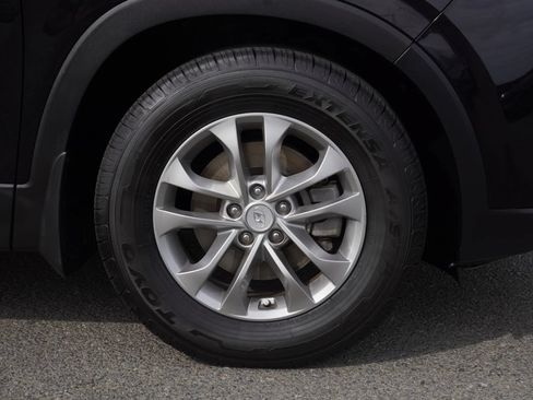 Used 2020 Hyundai Santa Fe SE FWD image 10