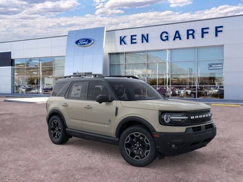 New 2025 Ford Bronco Sport Outer Banks w/ Outer Banks Tech Package+ AWD/4WD image 8