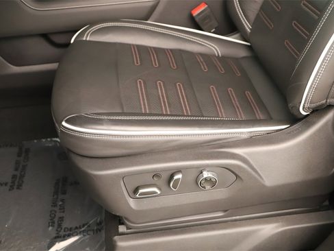 Used 2024 GMC Sierra 1500 AT4X image 25