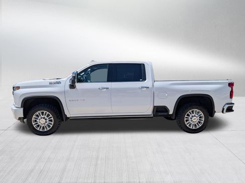 Certified 2022 Chevrolet Silverado 2500 High Country w/ Z71 Off-Road Package AWD/4WD image 3