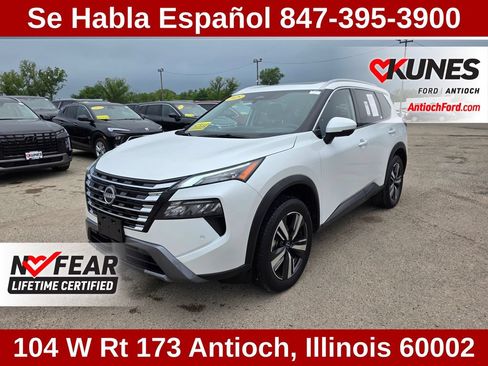 Used 2025 Nissan Rogue SL w/ SL Premium Package FWD image 5