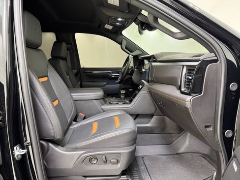 Used 2025 GMC Sierra 1500 AT4 AWD/4WD image 28