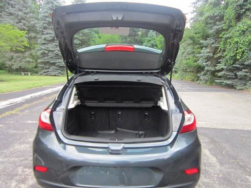 Used 2018 Chevrolet Cruze Premier FWD image 26