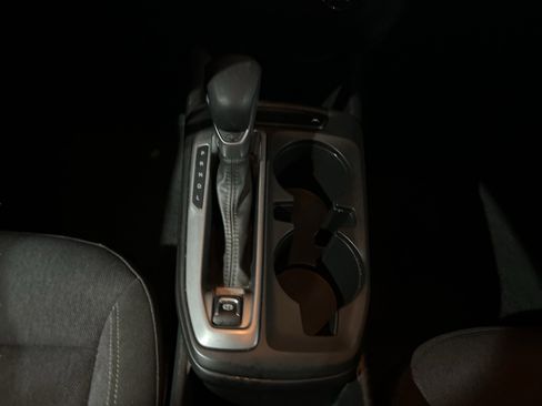 Used 2024 Chevrolet Trax LS w/ LS Convenience Package image 18