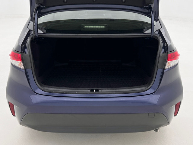 Used 2025 Toyota Corolla LE w/ LE Premium Package FWD image 23