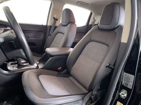 Used 2021 Chevrolet Colorado Z71 image 12