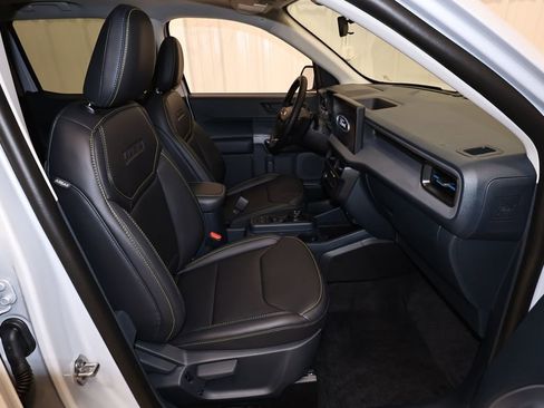 New 2026 Ford Maverick Lobo image 16