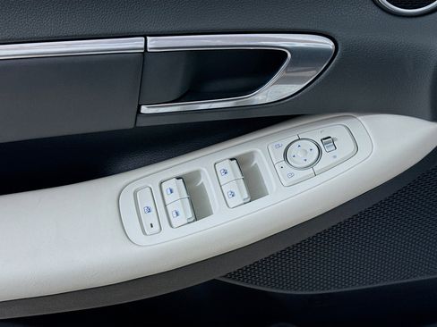 Used 2023 Hyundai Sonata SEL image 21
