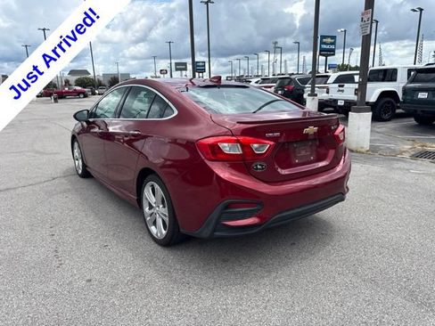 Used 2017 Chevrolet Cruze Premier FWD image 5