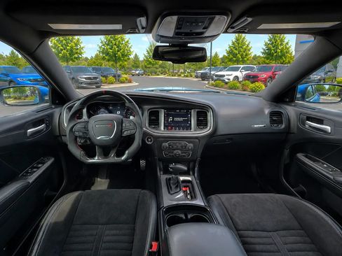 Used 2019 Dodge Charger Scat Pack w/ Daytona Edition Group RWD image 14