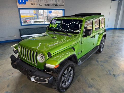 Used 2019 Jeep Wrangler Unlimited Sahara image 18