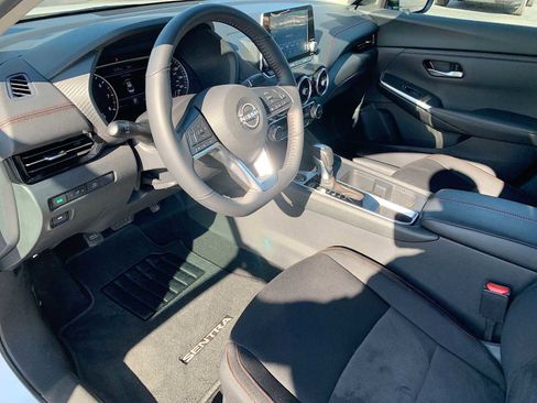 Used 2024 Nissan Sentra SR FWD image 10