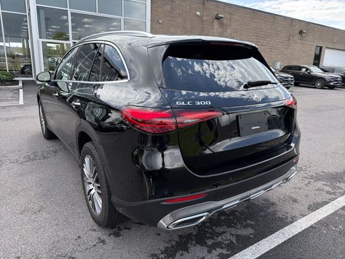 Used 2026 Mercedes-Benz GLC 300 4MATIC image 5