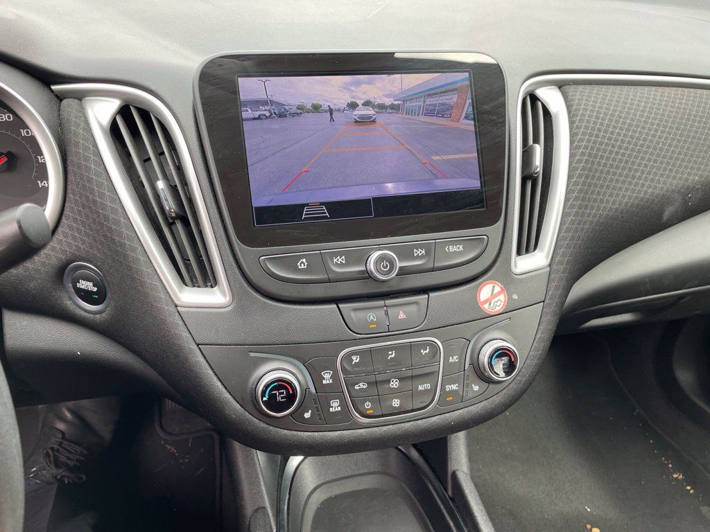 Used 2025 Chevrolet Malibu LT FWD image 25