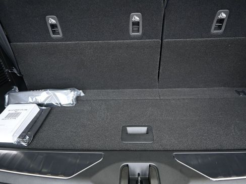 New 2026 INFINITI QX80 SPORT w/ Sport Exterior Package image 21