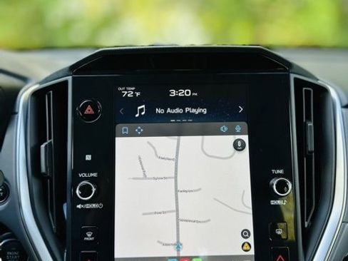 Used 2024 Subaru Crosstrek 2.0i Premium image 11