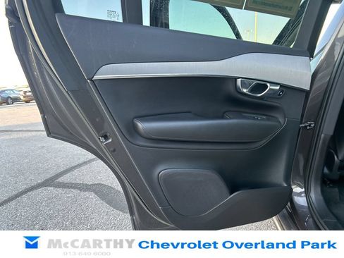 Used 2023 Volvo XC90 B5 Core AWD/4WD image 28