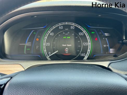 Used 2017 Honda Accord Touring image 16