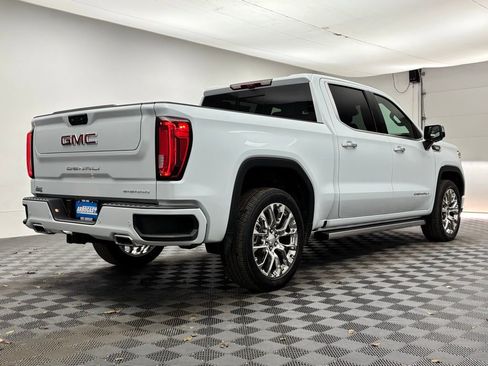 New 2026 GMC Sierra 1500 Denali w/ Denali Reserve Package image 10